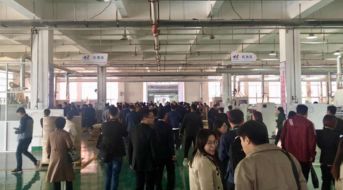 天荣家居 一条搅动市场发展的“网络开发”鲶鱼